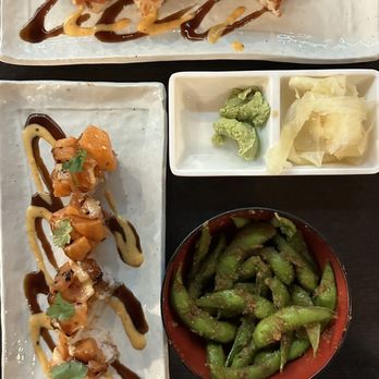 Tsuri - Spicy tuna crispy rice, spicy salmon crispy rice, and garlic edamame - Sushi Bars Near Me - Los Angeles, California Tsuri - Spicy tuna crispy rice, spicy salmon crispy rice, and garlic edamame - Sushi Bars Near Me - Los Angeles, California