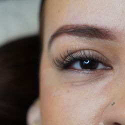 The Lash Hub
