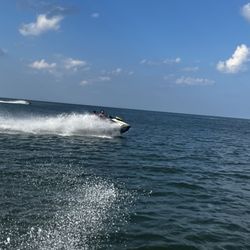 Norfolk Watersports - Fun day on jet skis!!