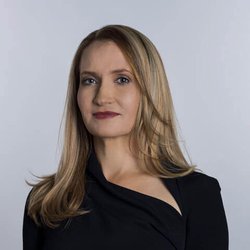Hunter Law - Regina Hunter
Founding Partner + Attorney