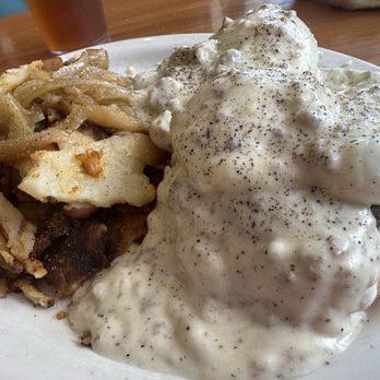 Lenny's Restaurant - Redneck Benedict - Breakfast & Brunch Near Me - Clearwater, Florida Lenny's Restaurant - Redneck Benedict - Breakfast & Brunch Near Me - Clearwater, Florida