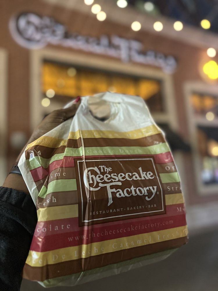 THE CHEESECAKE FACTORY 794 Photos & 635 Reviews 71 Isham Rd, West