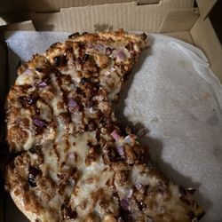 K & S Pizza - BBQ Chicken Pizza