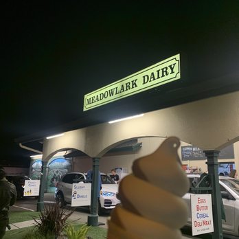 Meadowlark Dairy - Vanilla Chocolate swirl - Ice Cream & Frozen Yogurt Near Me - Pleasanton, California Meadowlark Dairy - Vanilla Chocolate swirl - Ice Cream & Frozen Yogurt Near Me - Pleasanton, California