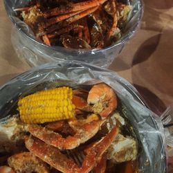 Seafood Mania - Food was good. They do allow you to try the Sauces before ordering