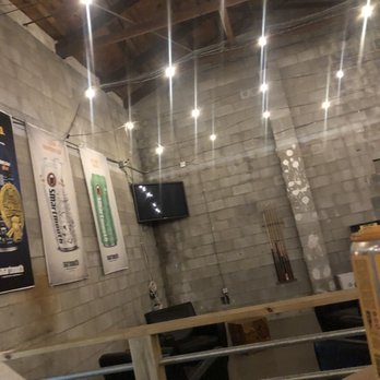 Smartmouth Brewing Company - Breweries Near Me - Norfolk, Virginia