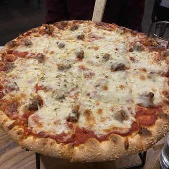 Up North Ale House - Small sausage pizza - Pubs Near Me - Naperville, Illinois
