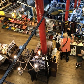 Tartan Weaving Mill and Experience - Gift Shops Near Me - Edinburgh, EDH Tartan Weaving Mill and Experience - Gift Shops Near Me - Edinburgh, EDH