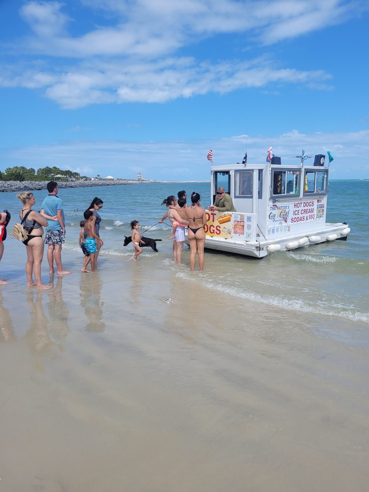 THE NATIVE’S GIG&GRILL ON THE RIVER Updated September 2024 932 B St