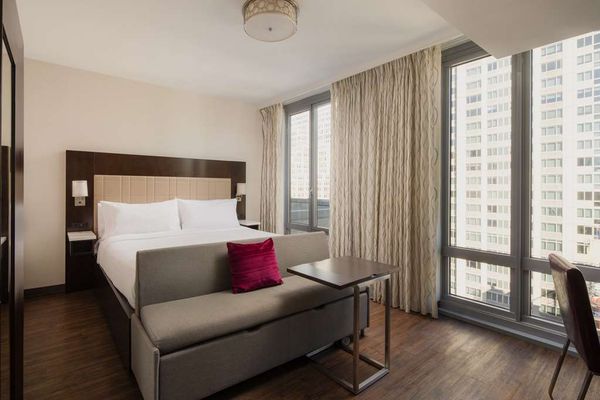 Embassy Suites by Hilton New York Manhattan Times Square by null