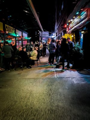 Molly's Shebeen Bar + Restaurant by null