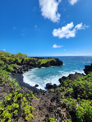 Waianapanapa State Park by null