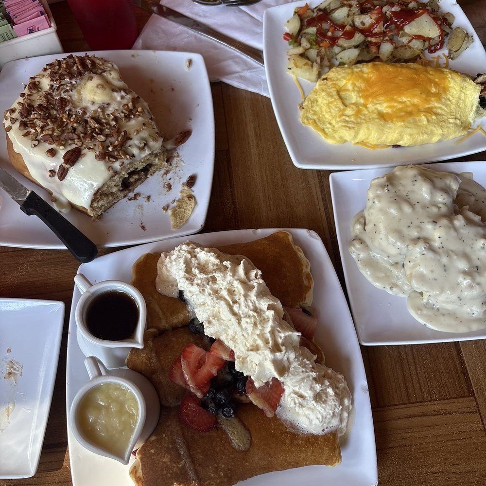 Cinnamon roll, pancake flight and omelette Cinnamon roll, pancake flight and omelette