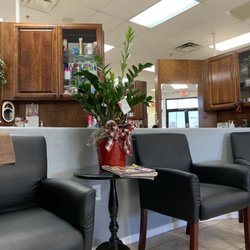 Lorri’s Hair - Lobby