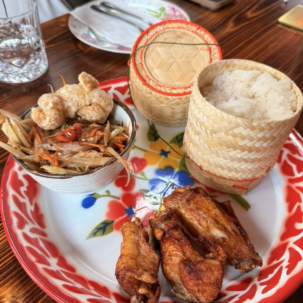 Lao Garden - FRIED CHICKEN WINGS WITH PAPAYA SALAD - Laotian Near Me - Berkeley, California