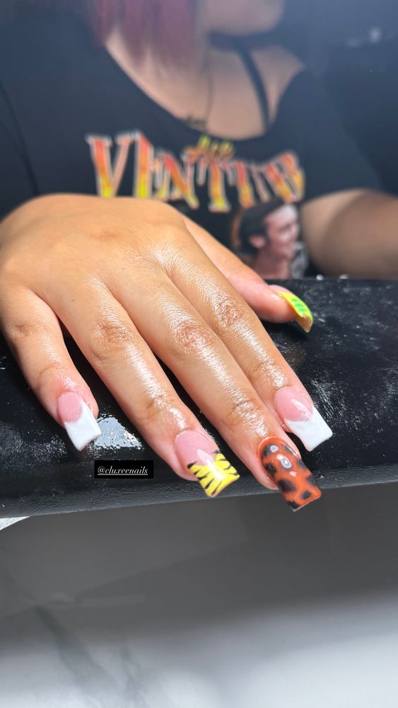 Cluxee Nails Logo