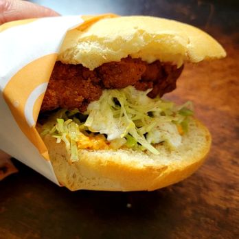 Starbird Chicken - Nashville Hot Chicken Sandwich with pimento cheese - Chicken Shop Near Me - Walnut Creek, California