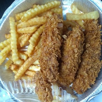 Hammerstone's - Half order Chicken tenders w/fries - American Near Me - Saint Louis, Missouri Hammerstone's - Half order Chicken tenders w/fries - American Near Me - Saint Louis, Missouri