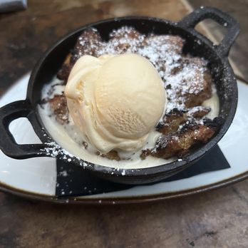 Bacari Silverlake - Bread pudding was just ok - Mediterranean Near Me - Los Angeles, California