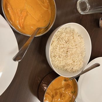 Royal Tandoor - Butter chicken in spicy and not so spicy options - Indian Near Me - Port Orchard, Washington