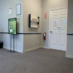 Quest Diagnostics - The lobby area- the check in is an iPad kiosk and there currently 4 chairs in the waiting area
