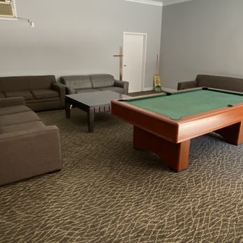 The Live Hotel - Pool table and lounge - Hotels Near Me - Los Angeles, California The Live Hotel - Pool table and lounge - Hotels Near Me - Los Angeles, California