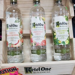 Richard's Liquor Store