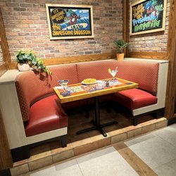 Chilis