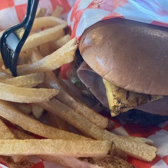 Yopo's - Hawaiian burger - Burgers Near Me - Eagle Pass, Texas