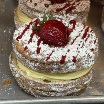 Friendly Donuts - Donuts Near Me - Orange, California Friendly Donuts - Donuts Near Me - Orange, California