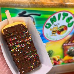 United Paleteria Y Nieveria - Chocolate covered vanilla popsicles with sprinkles