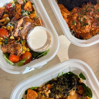 Everytable - IG: @foodfeasters - Salad Near Me - Long Beach, California