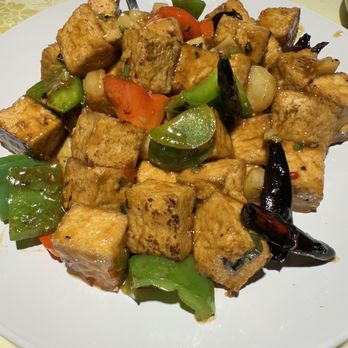 Yu's Mandarin - Chinese Near Me - Vernon Hills, Illinois