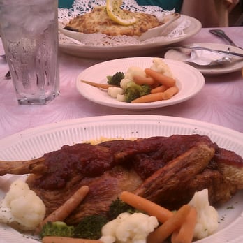 Buxton Inn - Roasted duck and Chesapeake bake - Hotels Near Me - Granville, Ohio Buxton Inn - Roasted duck and Chesapeake bake - Hotels Near Me - Granville, Ohio