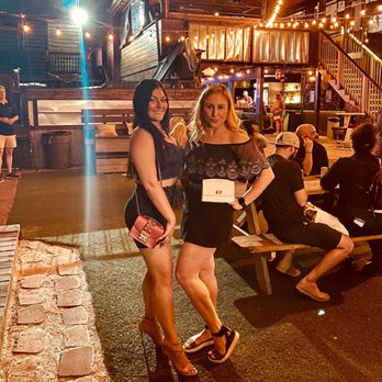 Lost Dog Tavern - A regular Friday night - Sports Bars Near Me - Atlanta, Georgia