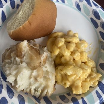 Pollo Campero - Mashed Potatoes, Mac & Cheese, Additional Dinner Roll - Chicken Shop Near Me - New York, New York