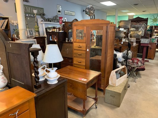 Class and Trash Thrift Antiques by null