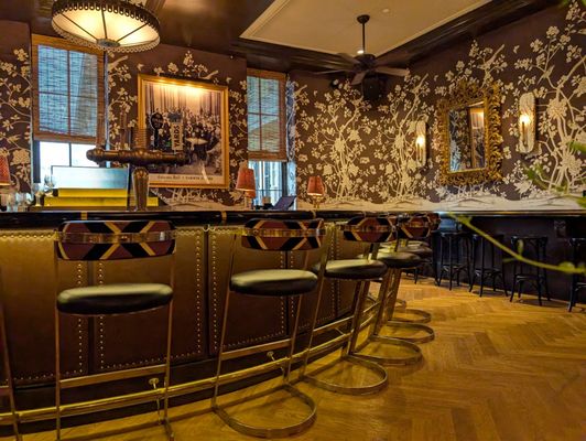 THE BROWN ROOM - Updated July 2025 - 130 Photos & 77 Reviews - 251 ...