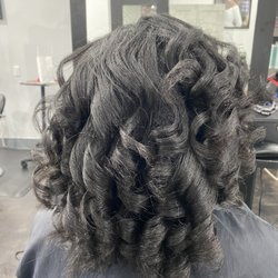 N R Hair Salon