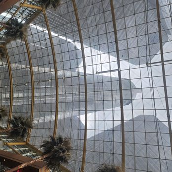 GMRenCen - Shopping Centers Near Me - Detroit, Michigan
