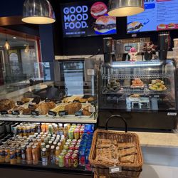 Coffee Republic - Metro Center - Pastries & baked goods