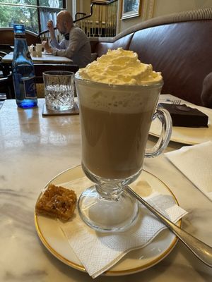 Café Bristol by null