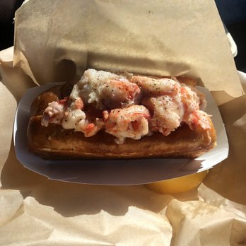 Lobster West - Boss lobster roll - Seafood Near Me - Encinitas, California Lobster West - Boss lobster roll - Seafood Near Me - Encinitas, California