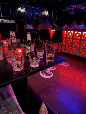 Kitsch Bar by null