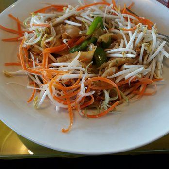Thai Garden - Drunken Noodles (Pad Khee Mao) - Thai Near Me - Saint Paul, Minnesota Thai Garden - Drunken Noodles (Pad Khee Mao) - Thai Near Me - Saint Paul, Minnesota