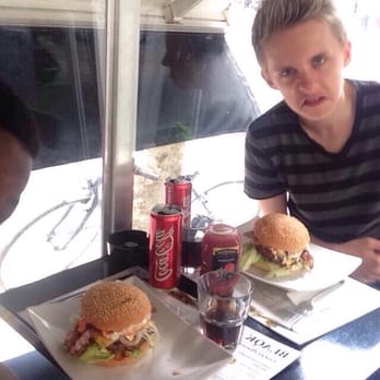 blaqk - Burgers Near Me - Geneva, GE