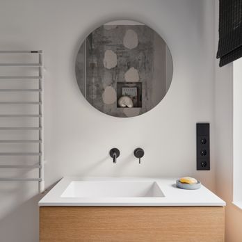 Raini Peters Interiors - Berlin bathroom design - Interior Design Near Me Raini Peters Interiors - Berlin bathroom design - Interior Design Near Me