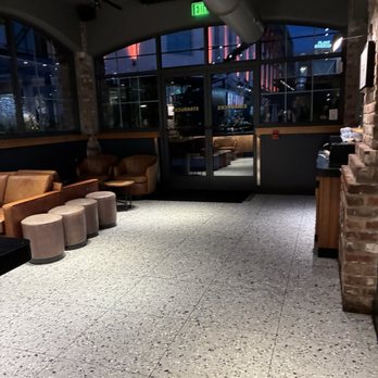 Starbucks - Inside - Coffee & Tea Near Me - Savannah, Georgia Starbucks - Inside - Coffee & Tea Near Me - Savannah, Georgia