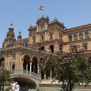 Plaza de España - Local Flavor Near Me - Seville, SE