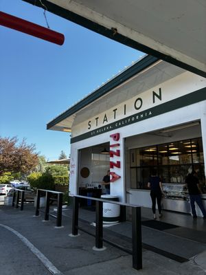 Station St. Helena by null